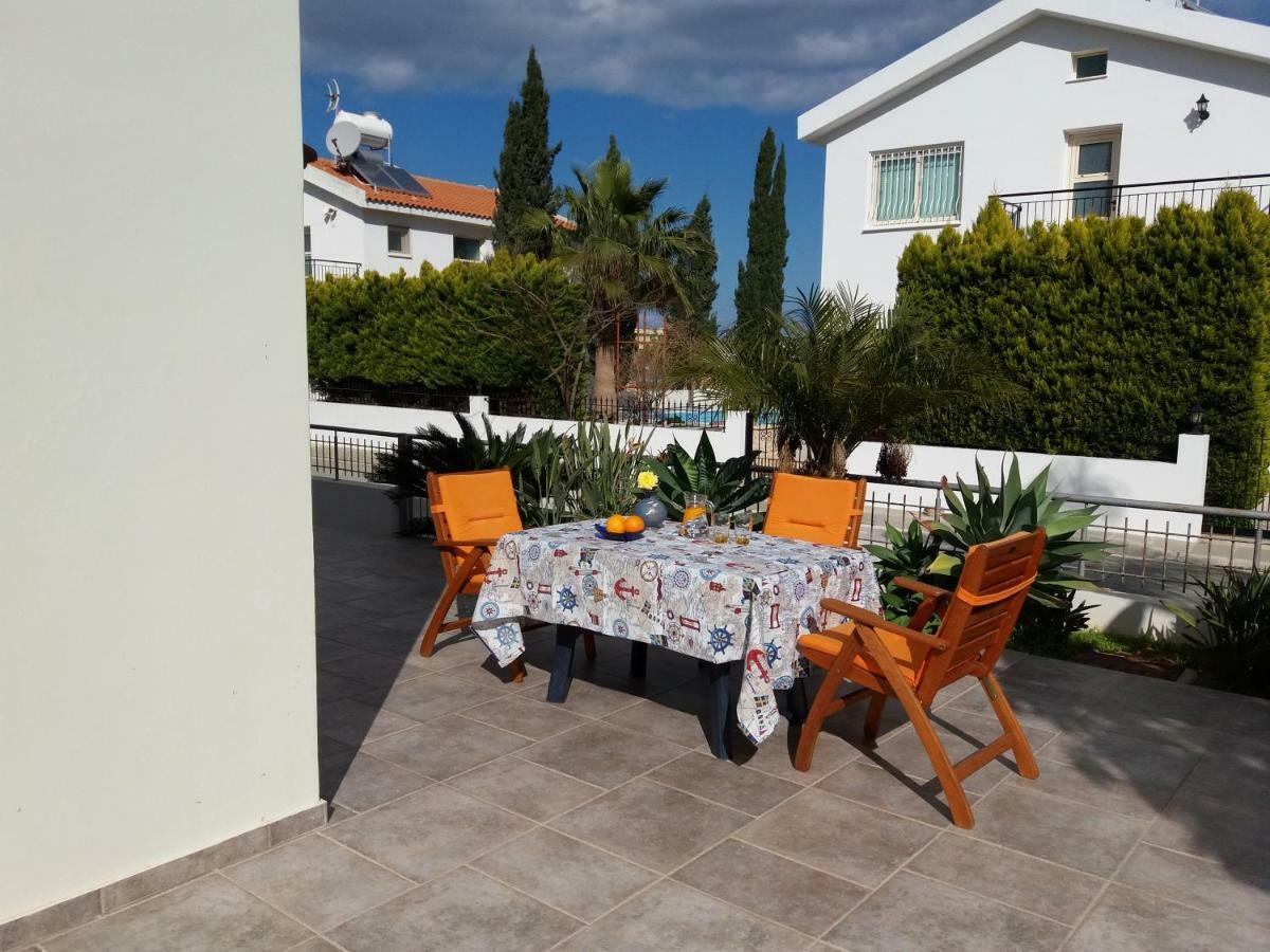 Family Home Protaras Extérieur photo