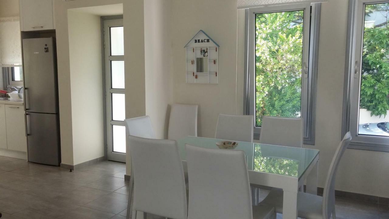 Family Home Protaras Extérieur photo